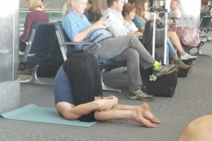 42 Unusual Airport Photos