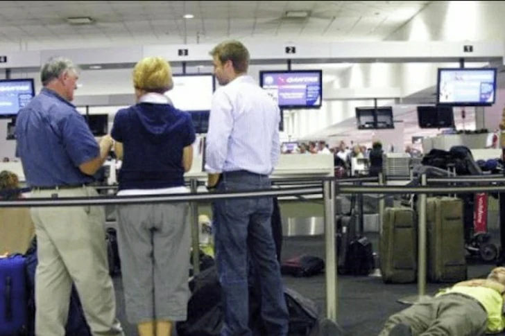 42 Unusual Airport Photos