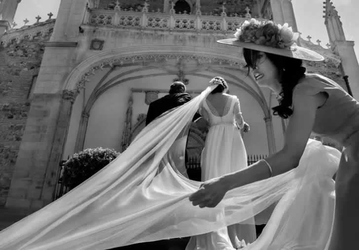 Des photos de mariage amusantes font que les gens se sentent désolés pour les mariés