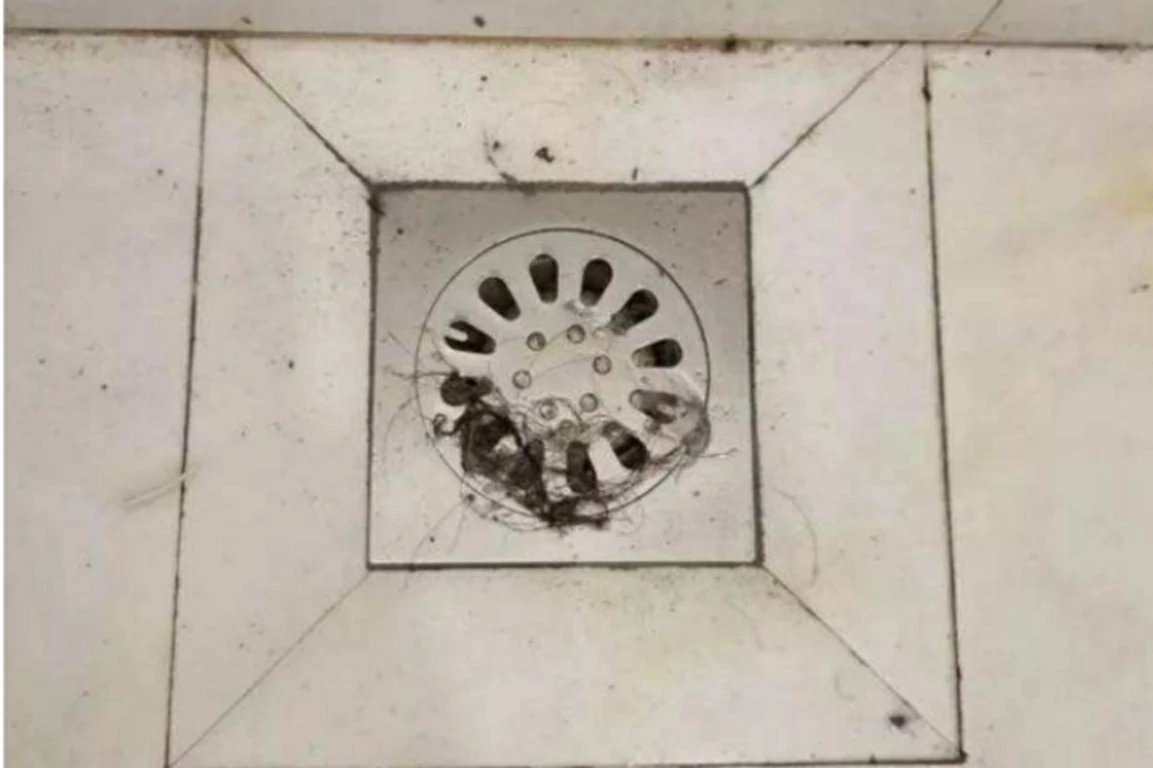 Need to unclog a drain? This method is the simplest and most cost-effective!