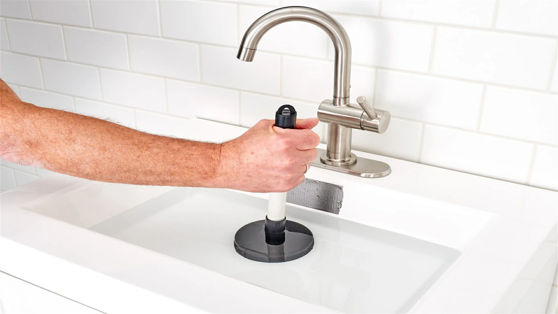 Need to unclog a drain? This method is the simplest and most cost-effective!