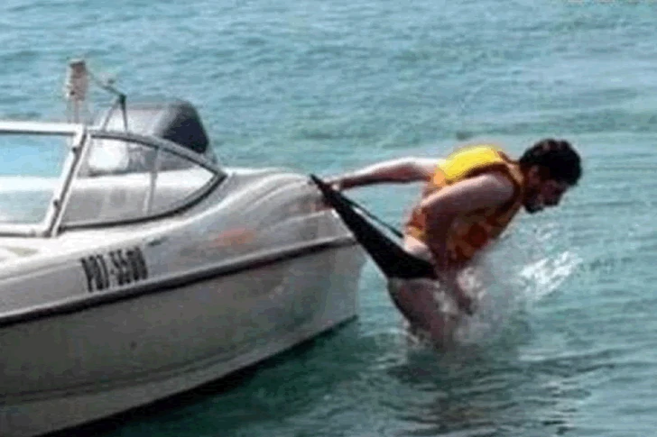You'd never guess these photos were taken on the beach