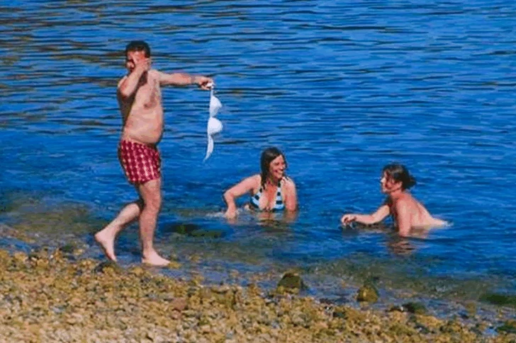 You'd never guess these photos were taken on the beach