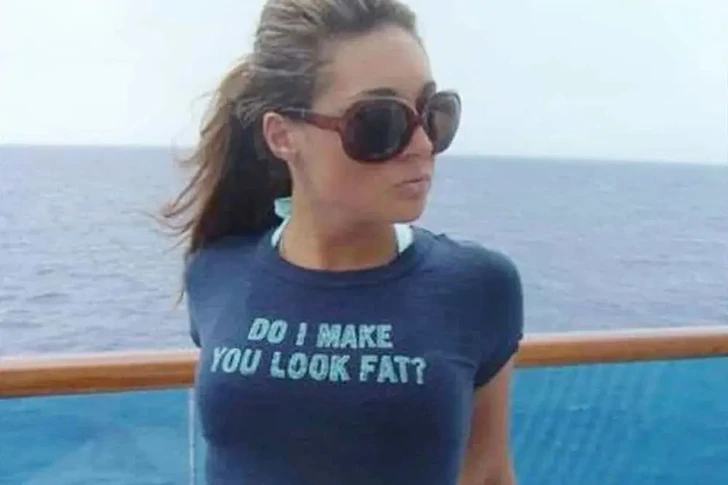 The seller had no knowledge of the photos of these T-shirts.