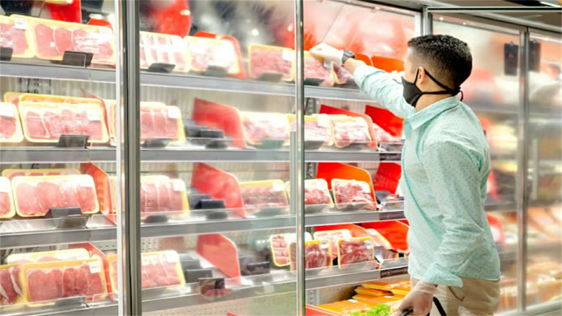 Things Grocery Employees Wish You’d Never Find Out